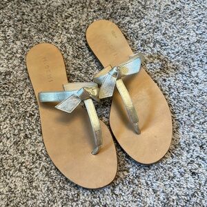 M. Gemi Size 38.5 Gold Knot Sandals